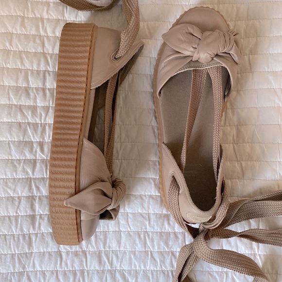 Creeper Platform Sandals with bow by Fenty Oatmeal Tan Size 9 - Picture 7 of 7